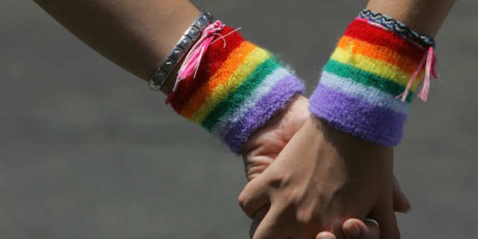 الإيكونوميست: زواج المثليين أمور شائعة فى الغرب بعكس أفريقيا وآسيا