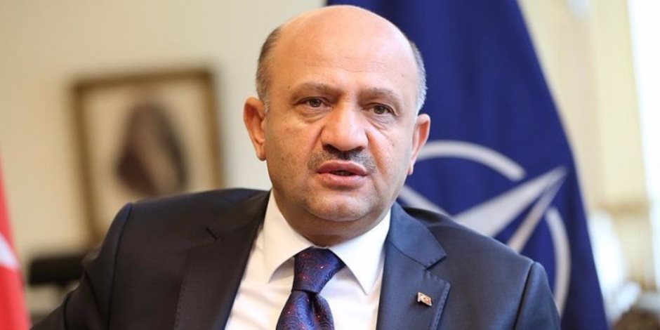 وزير الدفاع التركي: لن نتردد بشأن تنفيذ عملية فى عفرين