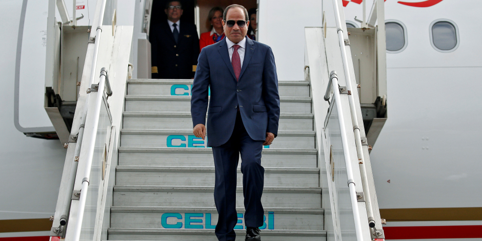 طوارئ بمطار القاهرة استعدادا لعودة الرئيس السيسي إلى أرض الوطن