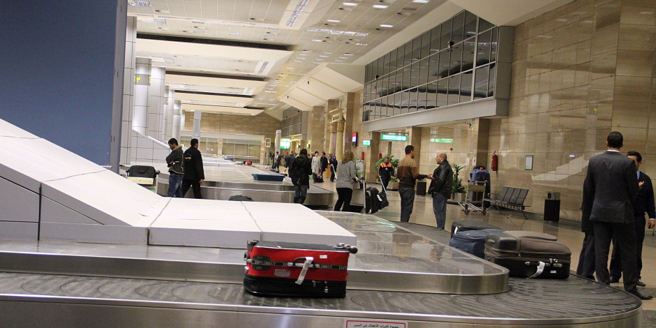تشديد الإجراءات الأمنية بمطار القاهرة لتأمين عودة حجاج غزة من الأراضي المقدسة