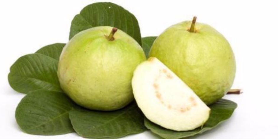 في تناول الجوافة 7 فوائد.. تعرف عليها  