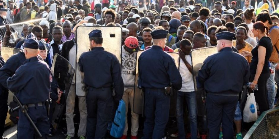 «اللاجئين» تناشد اليونان لإنشاء مزيد من مراكز استقبال المهاجرين