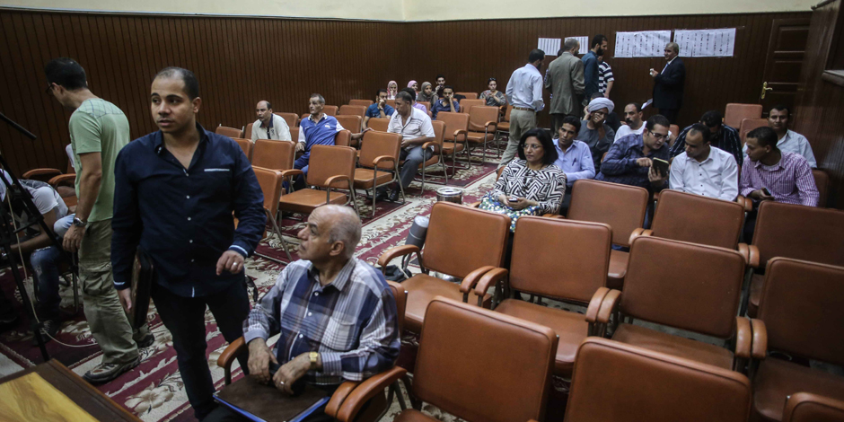 جنايات القاهرة تستأنف محاكمة 32 متهمًا بـ«خلية ميكروباص حلوان»