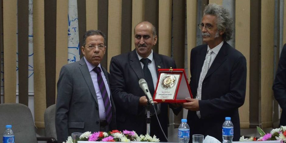 الأطباء: المنظمات الدولية والبنوك اعتمدت «أسامة عبد الحي» أمينا عاما لاتحاد العرب