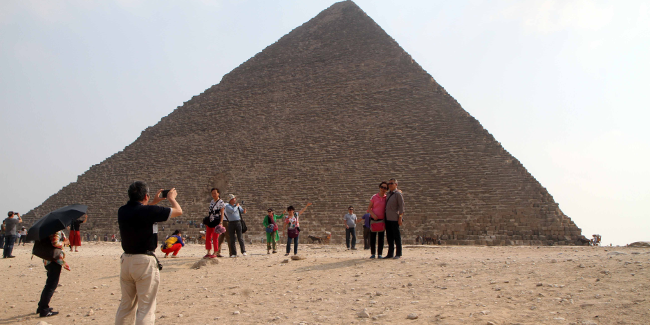 رحلة كاتبة مجلة «فوربس» الشهيرة إلى مصر: دموع في حضرة الأهرامات