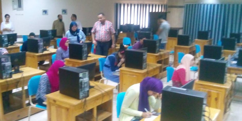  إجراء الاختبارات لـ 323 طالبا وطالبة من الموهوبين في الرياضيات بكفر الشيخ (صور)