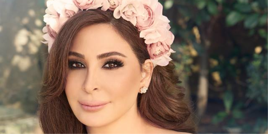 إليسا تتعرض للهجوم من شاعر أغانيها أحمد ماضي.. " كشف عمرها الحقيقي وطالبها بالاعتزال"