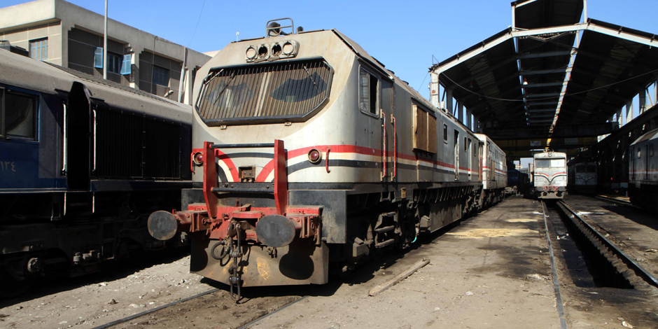 النيابة تستدعي مسؤولين جدد بالسكة الحديد في حادث قطاري الإسكندرية