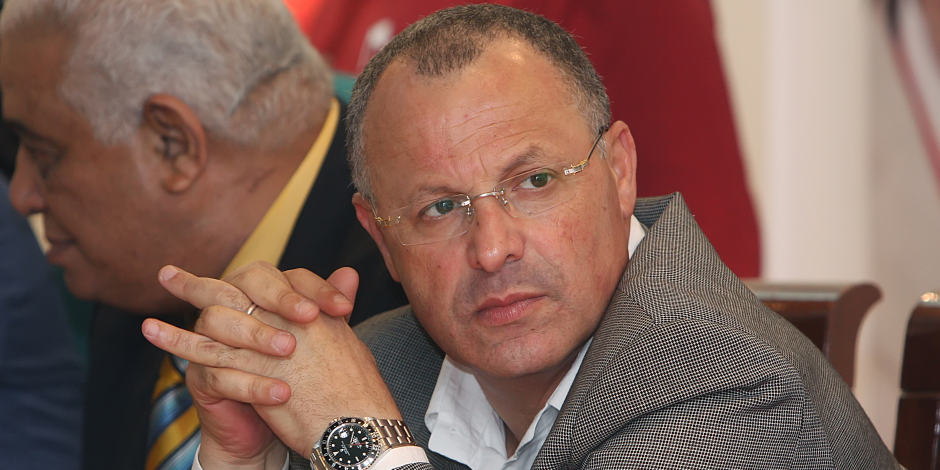 سفير مصر يدعو وفد اتحاد الكرة للعشاء في روسيا