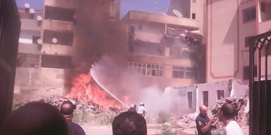  الحماية المدنية تسيطر على حريق نشب في شقة سكنية بإمبابة 