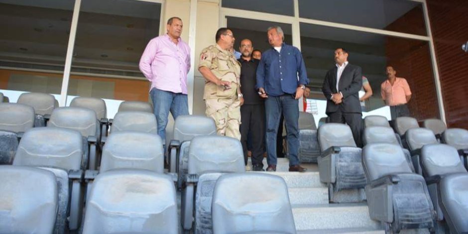 وزير الرياضة يتفقد استاد الجيش ببرج العرب قبل انطلاق البطولة العربية