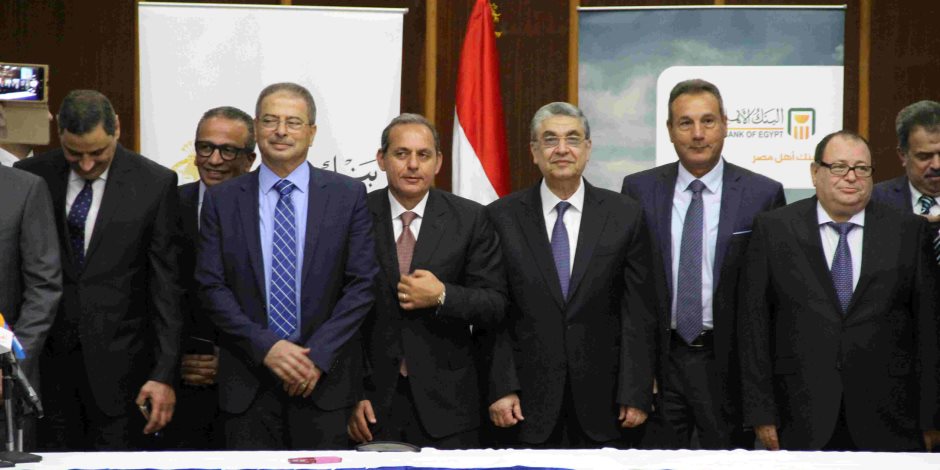 وزير الكهرباء: 7.5 مليار جنيه لإنشاء خطوط جهد فائق وزير الكهرباء: 7.5 مليار جنيه لإنشاء خطوط جهد فائق