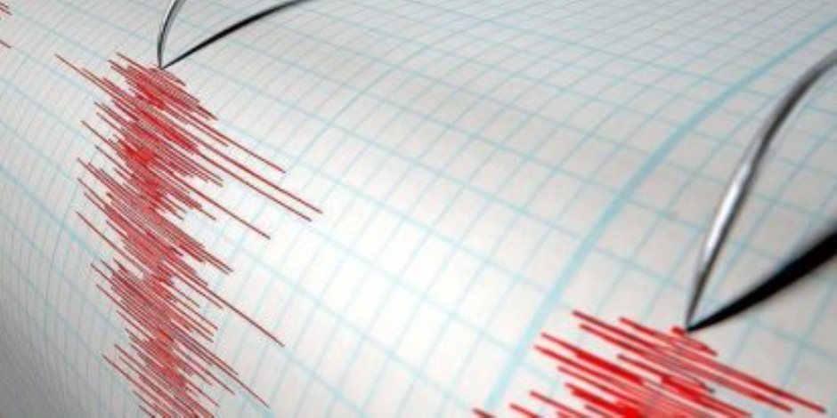 زلزال شدته 7.8 درجة قبالة كامتشاتكا الروسية