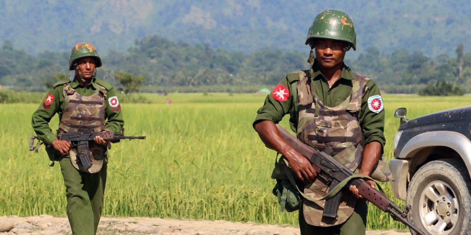  رغم اتفاق إعادة اللاجئين.. هيومن رايتس: الجيش البورمى أحرق قرى للروهينغا