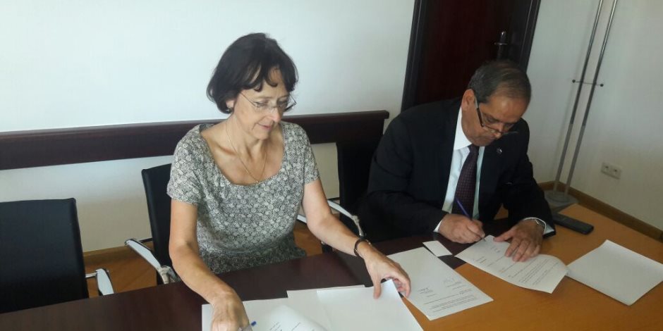 رجال أعمال إسكندرية توقع برتوكول تعاون مع سفيرة التشيك بالقاهرة