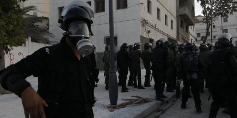 دخول متظاهر فى غيبوبة بعد مواجهات مع قوات الأمن فى الحسيمة بشمال المغرب