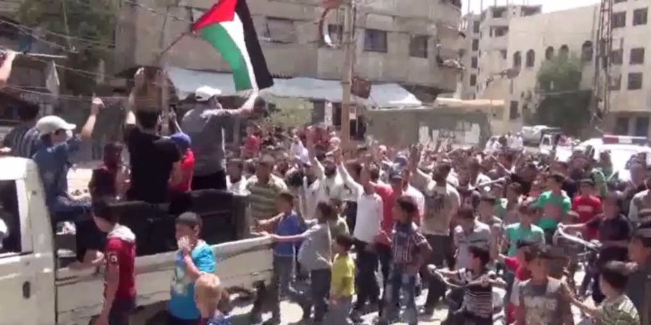مسيرة حاشدة جنوب العاصمة السورية دمشق تضامنا مع الأقصى (فيديو)