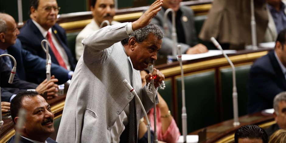 برلمانى: مشروعات السيسى لإصلاح الطرق تنعش الأقتصاد المصرى 