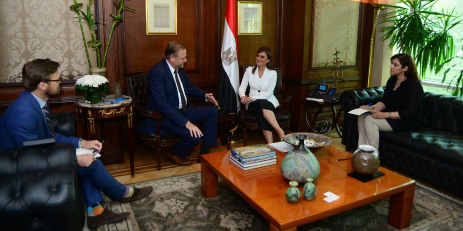 وزيرة الاستثمار تبحث مع المنسق المقيم للأمم المتحدة الشراكة الجديدة حتى 2022 وزيرة الاستثمار تبحث مع المنسق المقيم للأمم المتحدة الشراكة الجديدة حتى 2022