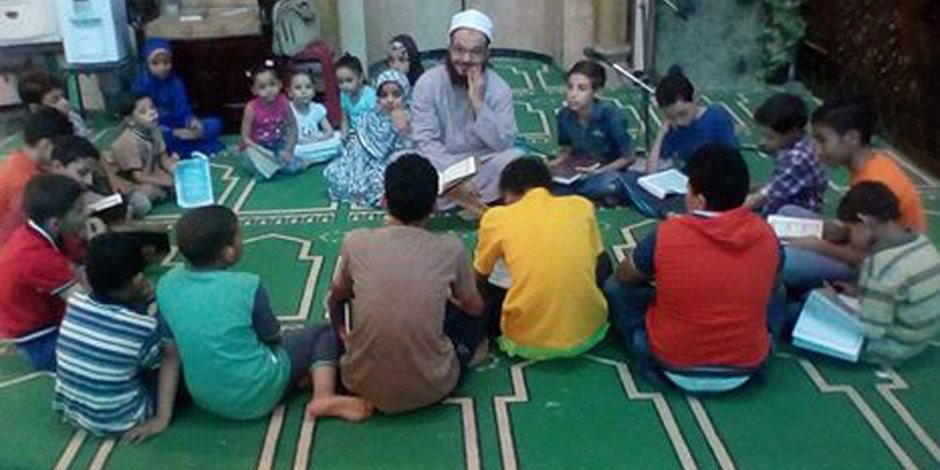 أوقاف أسيوط تطلق مبادرة تحفيظ القرآن الكريم بالمساجد الكبرى مجانًا (صور)