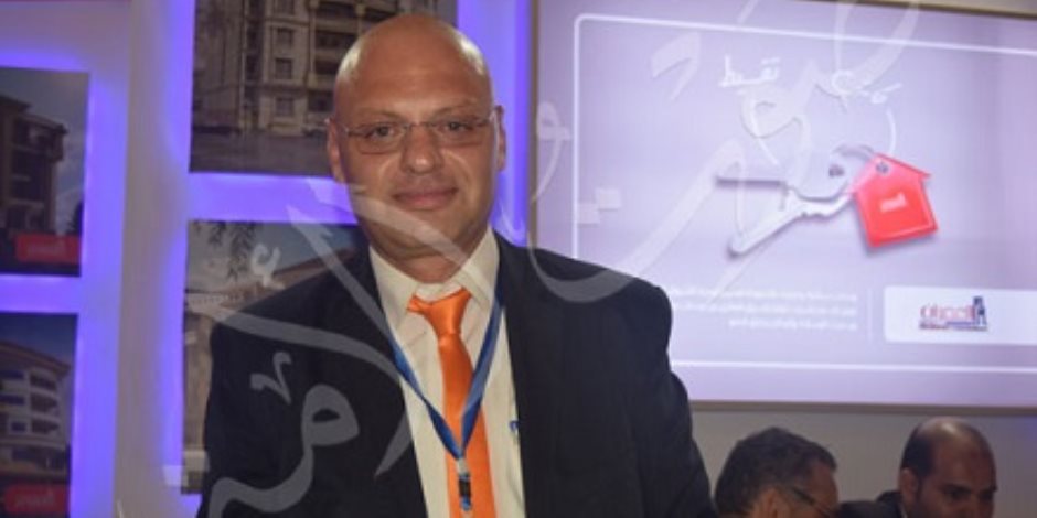 خبير: تحرير سعر الصرف شجع المصريين بالخارج على زيادة الاستثمار العقاري