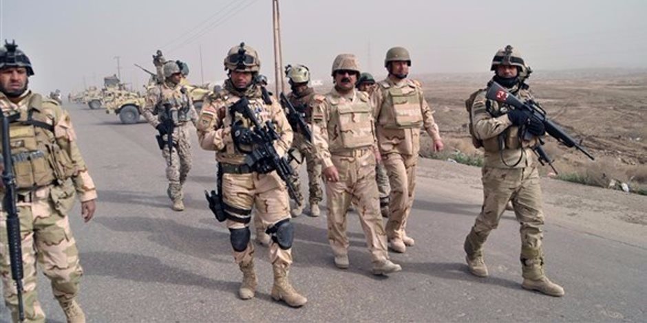 القوات العراقية تحبط محاولة تسلل لعناصر من داعش في طريق بغداد _ الموصل