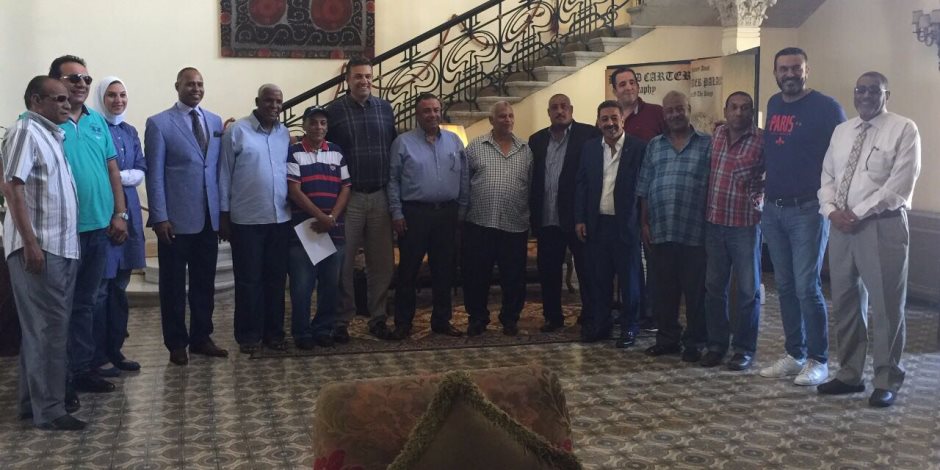 بالصور.. أبوفريخة وقائمة أبطال السلة فى جولة انتخابية بمحافظة قنا والأقصر