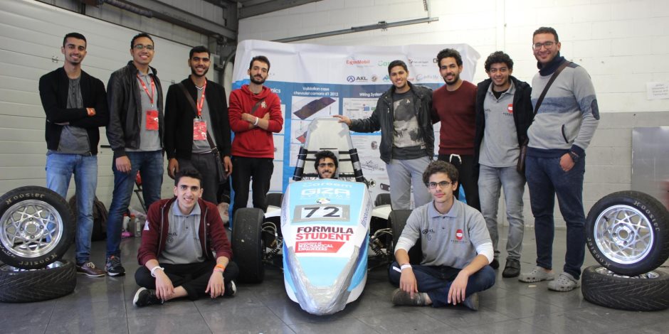 طلاب هندسة المنصورة يحققون المركز الـ17 مكرر بمسابقة تصميم سيارة سباق عالمياً (صور)