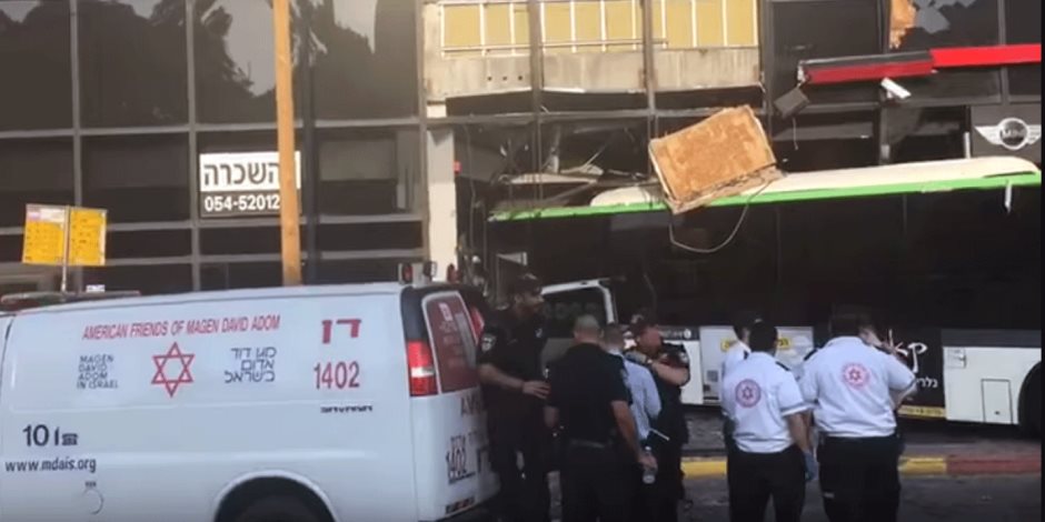 انفجار سيارة بتل أبيب.. والشرطة الإسرائيلية: "الحادث جنائي"