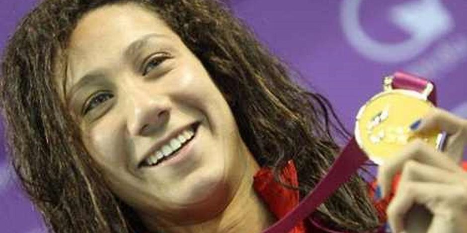 إيمان بيبرس تهنئ «فريدة عثمان» بإنجازها التاريخي في السباحة