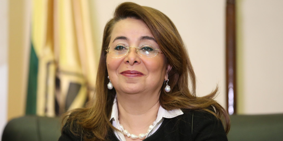 وزيرة التضامن عن صرف النفقة للمطلقات عبر الموبايل: "الرئاسة تدعم الخدمة"