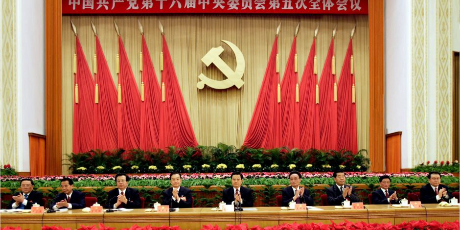 الحزب الشيوعى الصيني يطرد أحد كبار المسئولين بأعلى هيئة لمكافحة الفساد