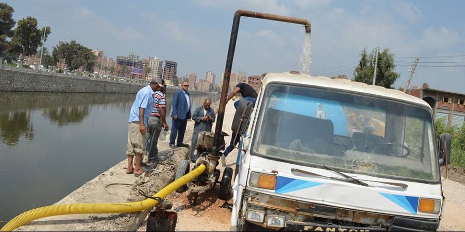 مساعد محافظ كفر الشيخ يتابع وحدة معالجة المياه وكورنيش ميت يزيد (صور)