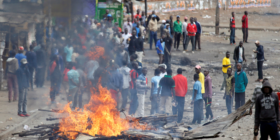 مقتل وإصابة 6 خلال تفريق متظاهرين معترضين على الانتخابات الرئاسية في كينيا