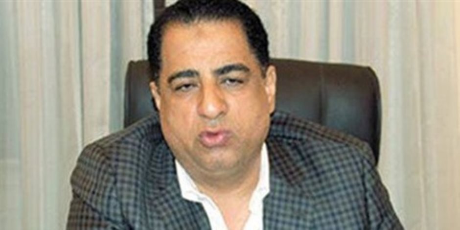 برلماني يطالب رئيس الوزراء بإقالة وزير النقل إثر حادث الإسكندرية