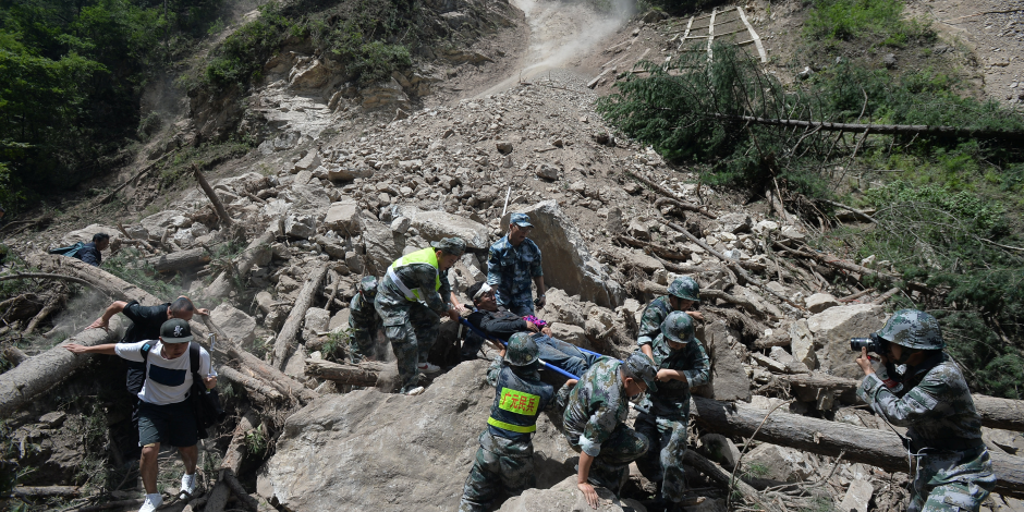 3 قتلى و32 مفقودا فى انزلاق التربة فى الصين