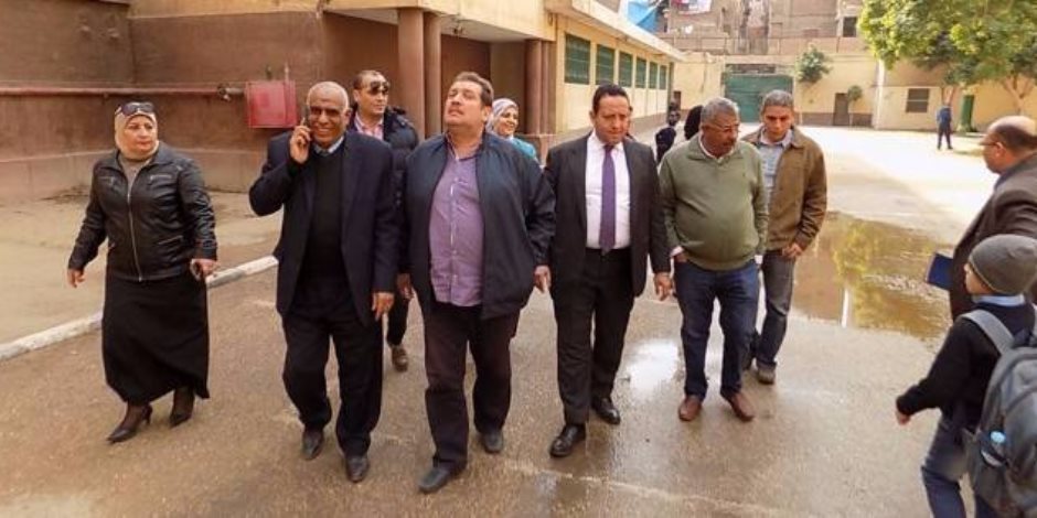 بعد انتشار سرقة أغطية البالوعات.. رئيس حي الزيتون يطالب المواطنين بالإبلاغ الفوري 
