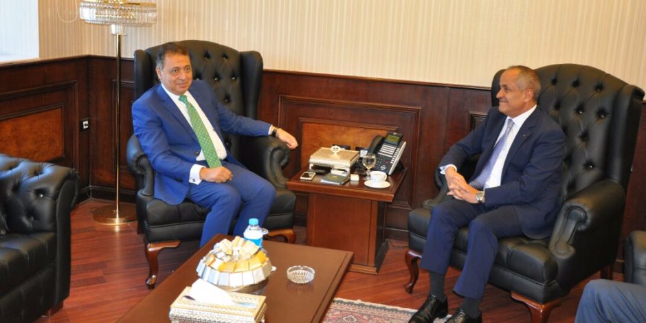 وزير الصحة يستقبل سفير الأردن لدى مصر لبحث سبل التعاون بين البلدين