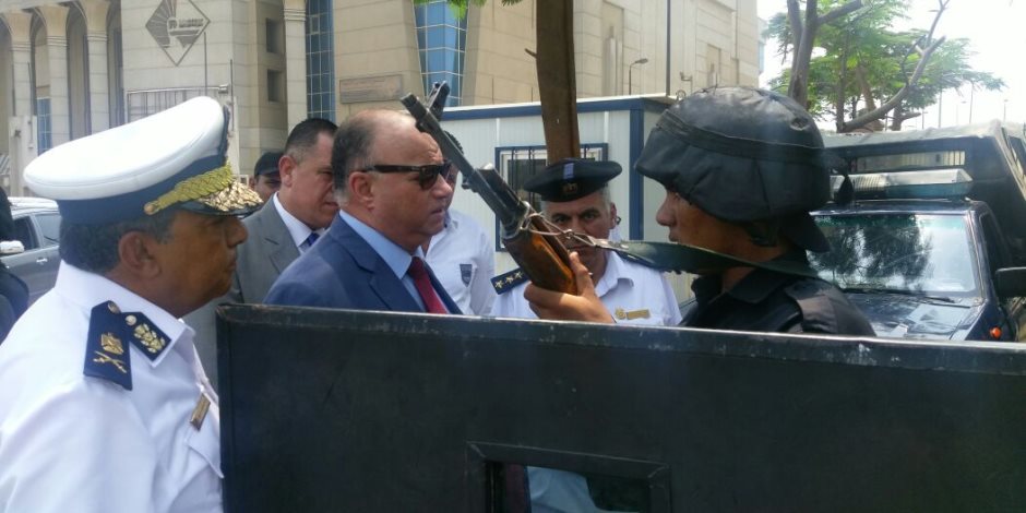 مدير أمن القاهرة يتفقد الخدمات الأمنية للتأكد من جاهزيتها