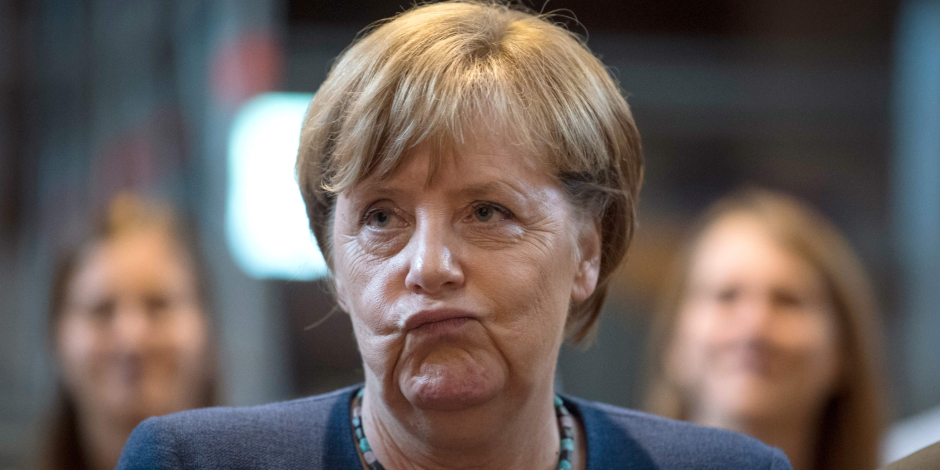 بعد فشل تشكيل حكومة.. اليمين المتطرف في ألمانيا يطالب ميركل بالرحيل