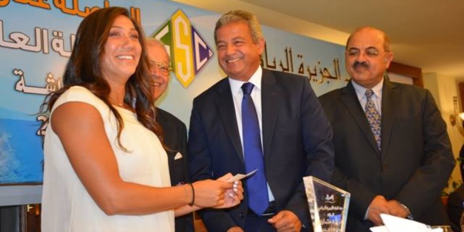 وزير الرياضة يشهد حفل تكريم فريدة عثمان في نادى الجزيرة