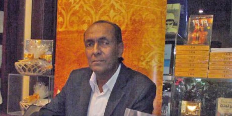 وفاة الكاتب محمد زهران في حادث أليم