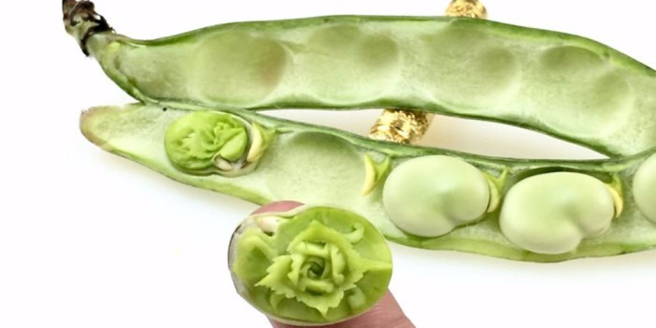 مش للأكل وبس. دانيال باريزي فنان إيطالي يقوم بالنحت على الخضروات والفاكهة بالسكين