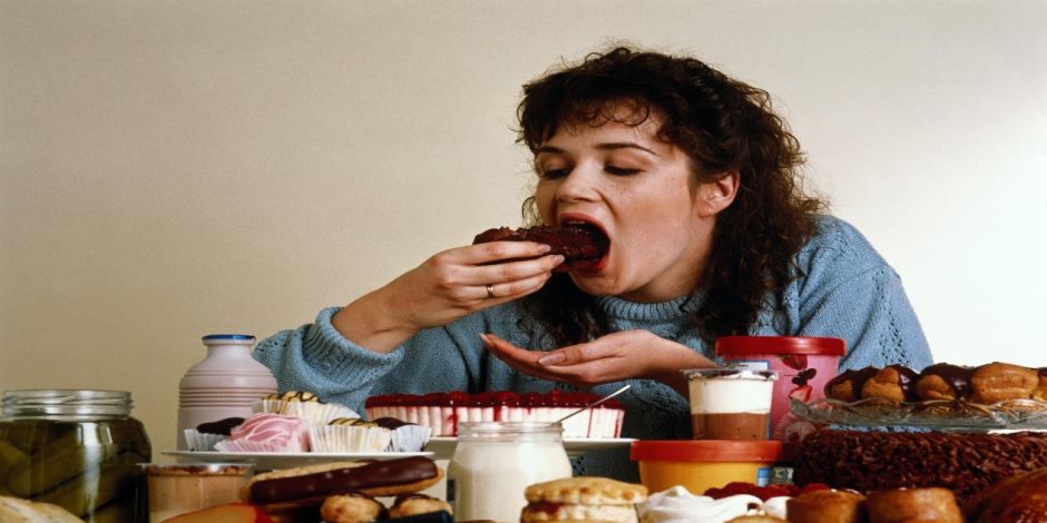 دراسة:  ربط معدلات السرقة لدى نساء باضطرابات التغذية