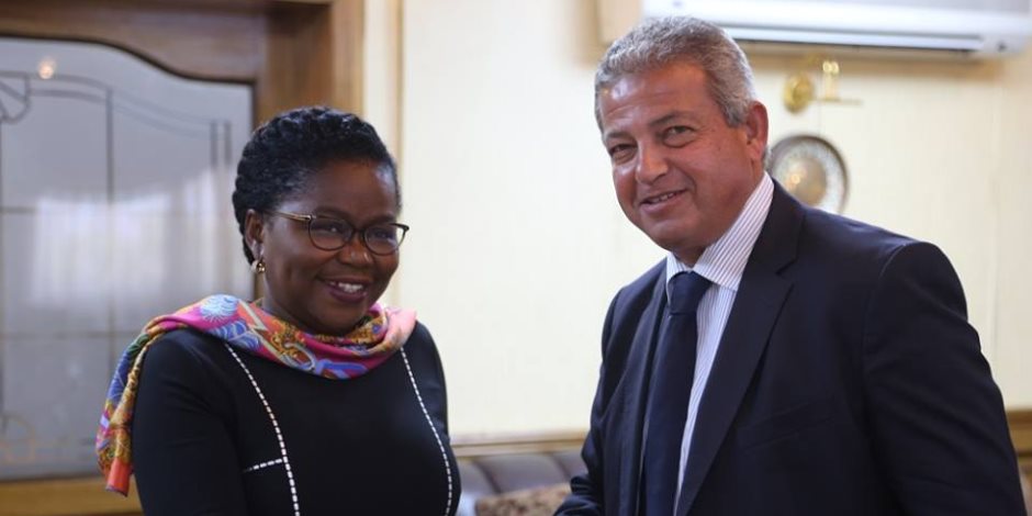 وزير الشباب يبحث التعاون الثنائي مع وزيرة توجو للتنمية وتمكين الشباب