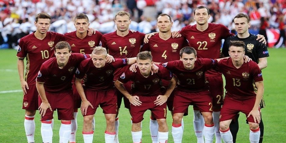 وقعوا في فخ الرذيلة.. فضيحة داخل منتخب روسيا قبل لقاء مصر بالمونديال (فيديو) 