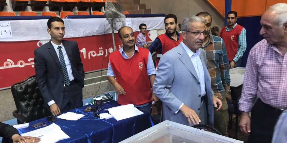   عمومية الأهلي .. السفير السعودي في مصر يشارك في عملية التصويت ( صور )  