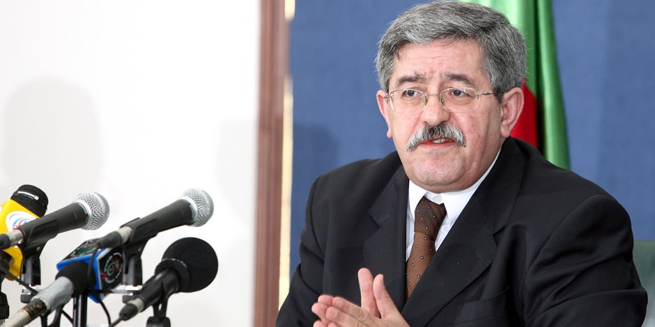 رئيس الحكومة الجزائرية يستقبل وزير التجارة والصناعة العماني