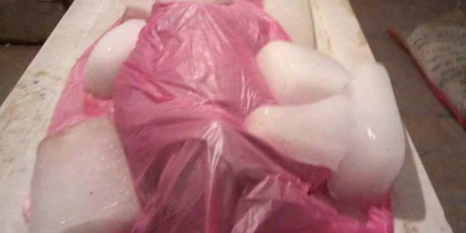 مدير مستشفى الحسينية بالشرقية عن تغطية جثة بألواح ثلج: الثلاجات قديمة ومعنديش حل بديل 
