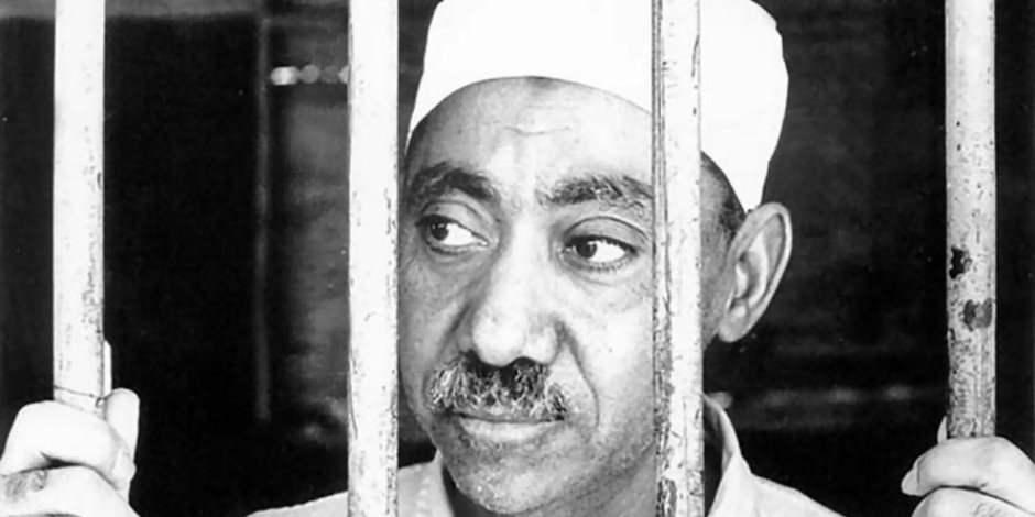 دينا الحسيني تكتب: سيد قطب كبيرهم الذي علمهم الإرهاب .. 55 عاماً على إعدام مفتي الدم والخراب